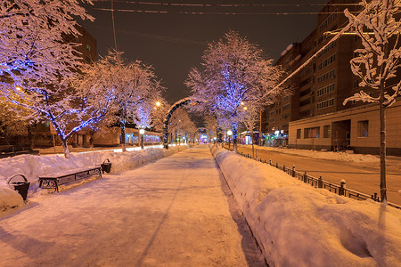 冬天的夜晚城市漫步