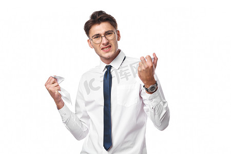 打领带的男人摄影照片_穿白衬衫打领带的男人办公室情绪工作室生活方式