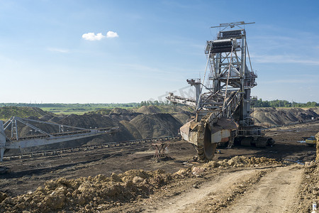 采煤机械-矿用挖掘机