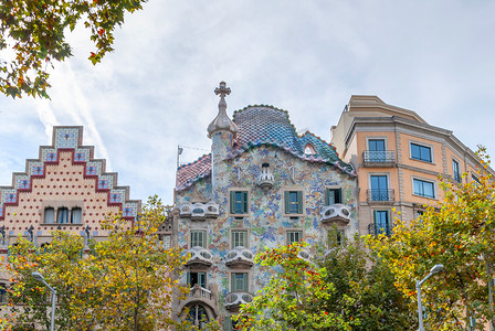 巴萨特摄影照片_巴特罗之家 (Casa Batllo)，安东尼奥·高迪 (Antonio Gaudi) 建造的住宅，西班牙巴塞罗那