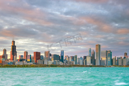 日落时的芝加哥市中心天际线