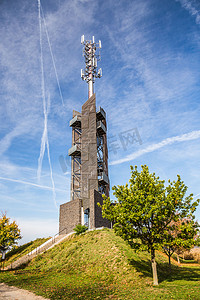 Romanka Lookout Tower 位于中部地区 Nymburk 区的 Hruby Jesenik 村附近。