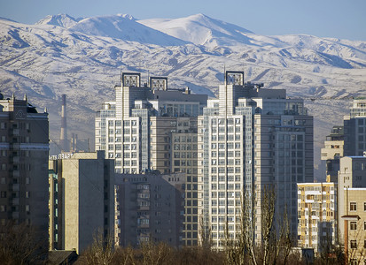 哈萨克斯坦建筑摄影照片_阿拉木图 - 现代建筑