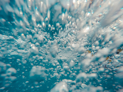 水下运动气泡的视图