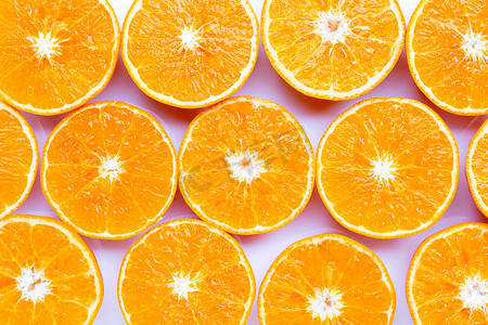 新鲜的橙色水果背景。