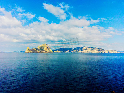 大海小岛摄影照片_来自大海的埃斯韦德拉