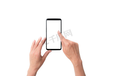 使用黑色智能手机为您的设计模拟用户双手
