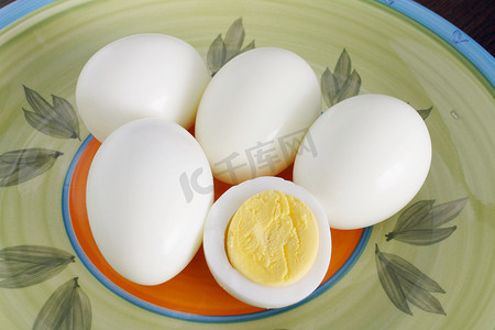 完全煮熟的蛋
