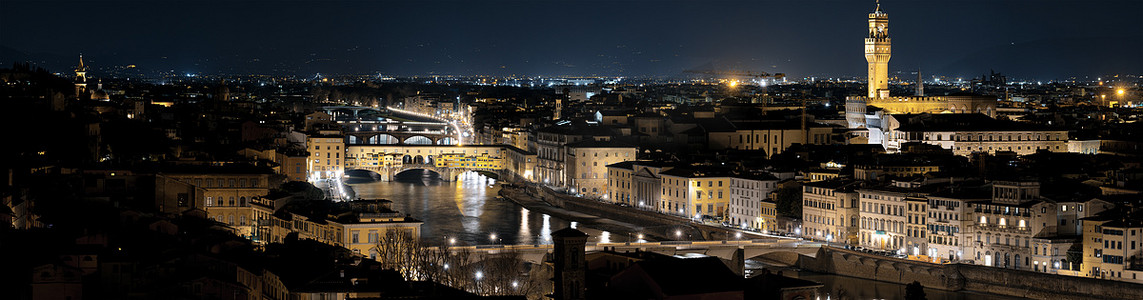 福塔摄影照片_佛罗伦萨、老桥、阿诺尔福塔和阿诺河的美丽夜景。