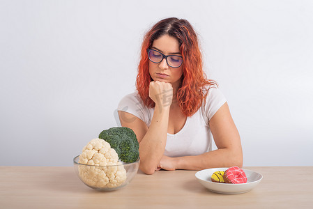 白人女性更喜欢健康食品。