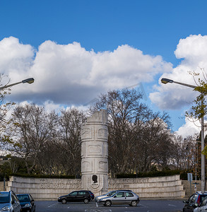 城市公园的纪念碑雕像