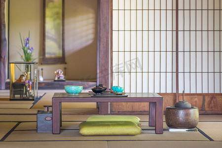 传统的日式室内餐厅和其他房间。