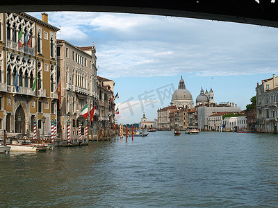 威尼斯 - 大运河和致敬的视图