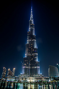 迪拜摄影照片_阿联酋迪拜哈利法塔的夜景