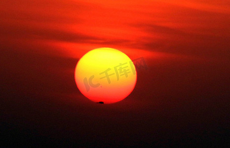 新年太阳摄影照片_巴基斯坦 - 卡拉奇 - 新年