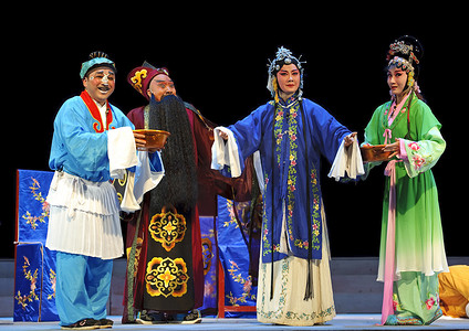 节目单psd摄影照片_中国传统戏曲演员与舞台表演服装