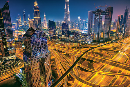 迪拜摄影照片_迪拜日落全景市中心。迪拜是超级现代化的阿联酋城市, 大都会大都市.