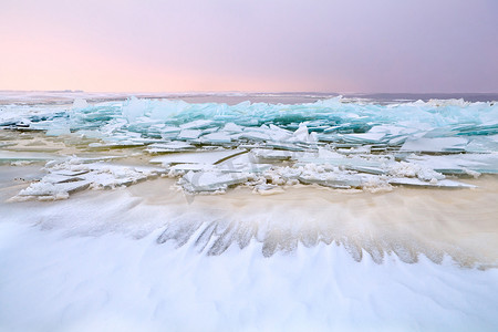 碎冰块在北海