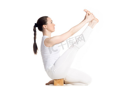 yoga摄影照片_Yoga with props, Heron Pose