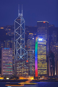 摄影照片_照亮香港海滨摩天大楼中国