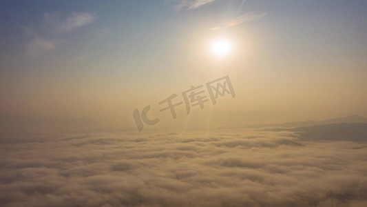 壮观云海摄影照片_航拍清晨唯美山间薄雾云雾云海风光