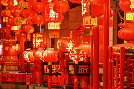 红色中国风新年摄影照片_喜庆传统中国风红色灯笼摄影图片7