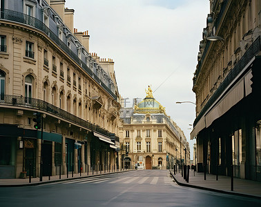 阴天背景图片_阴天巴黎的一条城市街道