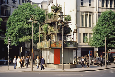 城市街道背景图片_树木植物和建筑物