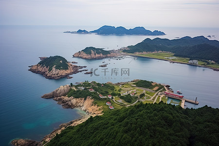 企业北景墙背景图片_岩石海岸上岛屿的景色