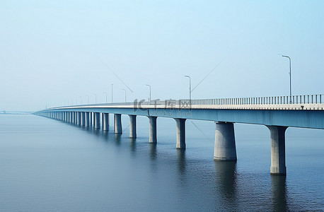 中国最长的跨江大桥