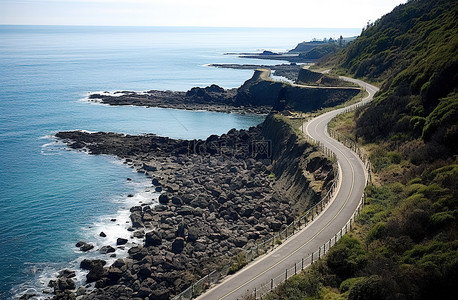 海尔背景图片_一条靠近海洋的道路，上面有岩石海岸