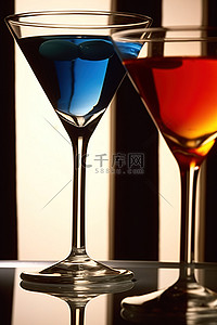 酒背景图片_不同色调的鸡尾酒在玻璃杯中展示