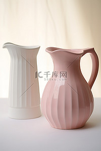 2 个陶瓷水壶 白色 粉色