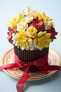 用鲜花和丝带装饰的巧克力蛋糕
