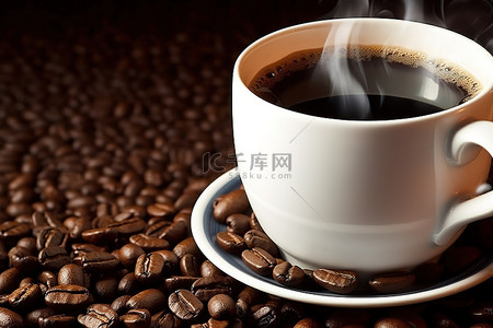 将杯背景图片_将深棕色咖啡杯放在咖啡豆上