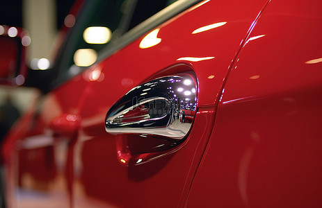2014年印第安纳波利斯车展上的红色汽车门把手