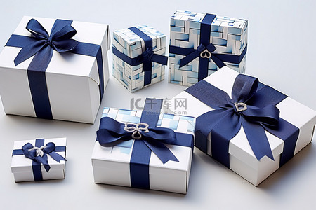 英语标签背景图片_带标签的礼物盒和蝴蝶结