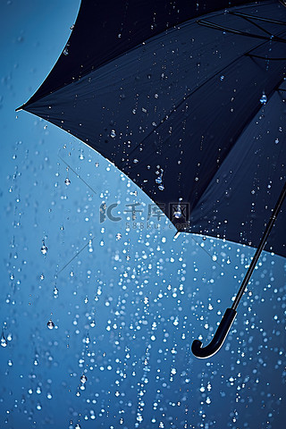 雨中的雨伞 雨滴在雨伞上 i067396817 雨滴在雨伞上 mjkp00