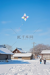 风筝背景图片_一群孩子在雪地里放风筝