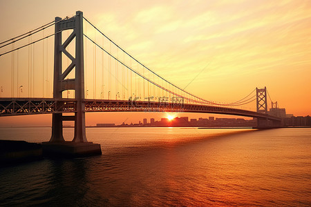 晚上的海背景图片_太阳落在海洋中的海洋大桥上