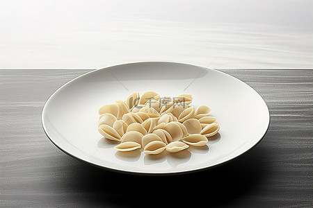 酸梅汤原料图背景图片_桌子上的白盘子