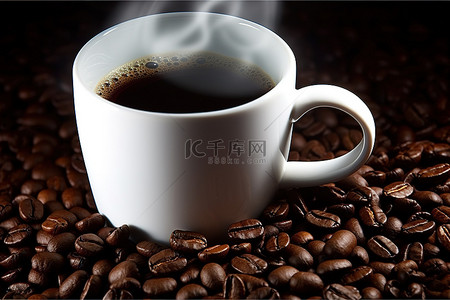 将深棕色咖啡杯放在咖啡豆上