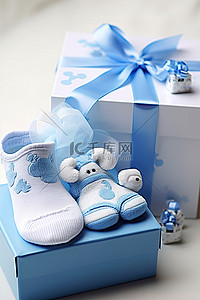 靴子背景图片_新生男婴婴儿及靴子礼盒婴儿蓝蓝色主题