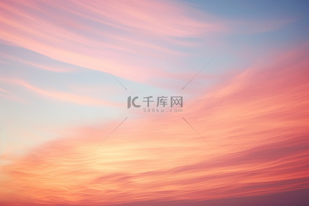 炫酷300分辨率背景图片_日落时的红色粉色和粉色夕阳天空