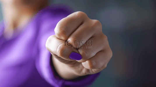 紫色紧握拳头背景0