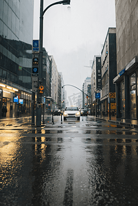 下雨城市街道摄影图片3