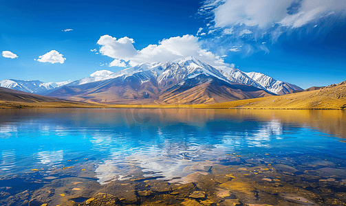安静平静平静摄影照片_西藏纳木错雪山圣湖