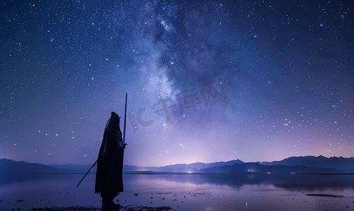 蓝色星空蓝色星空摄影照片_青海湖二郎剑星空