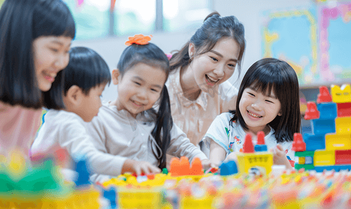 元旦快乐线稿摄影照片_亚洲人老师和儿童在幼儿园里