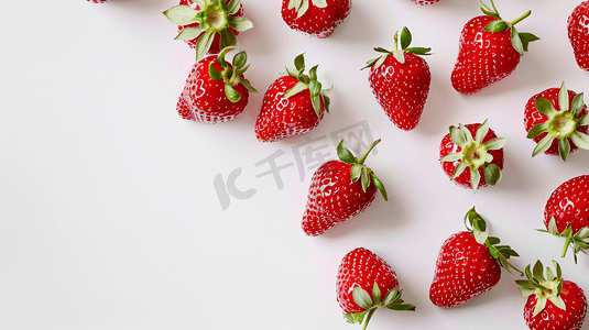 新鲜美味的水果草莓30